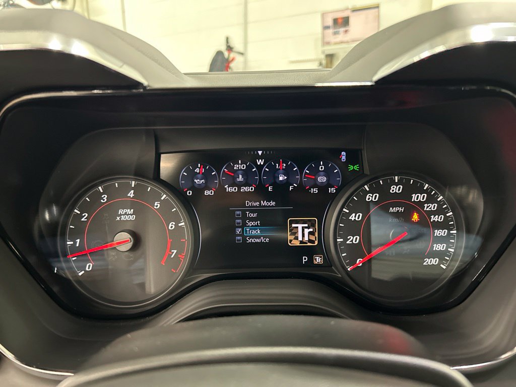 Used 2022 Chevrolet Camaro ZL1 RWD image 22