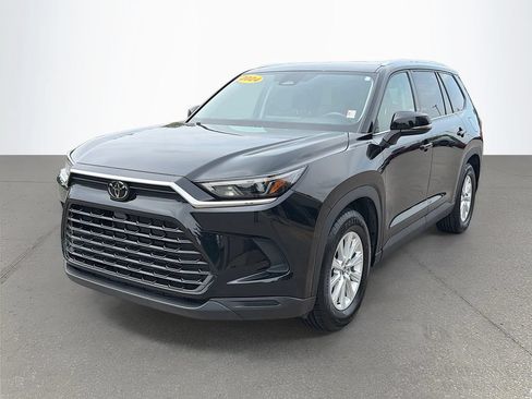 Used 2024 Toyota Grand Highlander FWD image 8