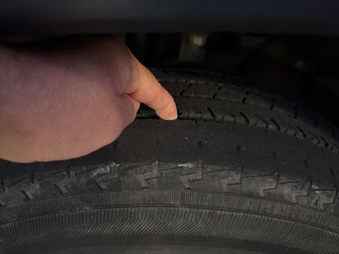 Used 2014 Jeep Grand Cherokee Laredo w/ Quick Order Package 23E image 11