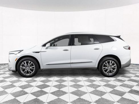 Used 2023 Buick Enclave Essence w/ Experience Buick Package AWD/4WD image 15