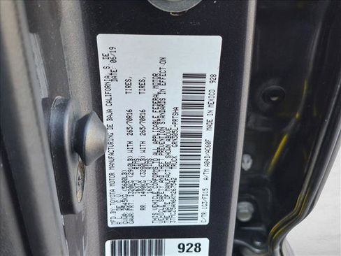 Used 2019 Toyota Tacoma TRD Off-Road AWD/4WD image 24