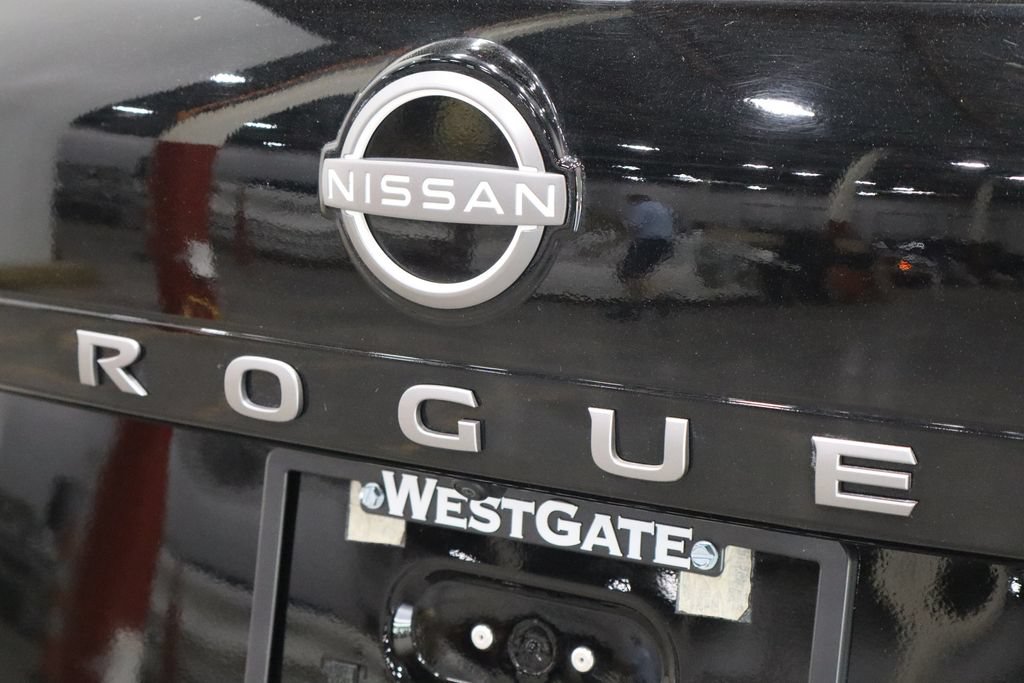 Used 2024 Nissan Rogue SV FWD image 43