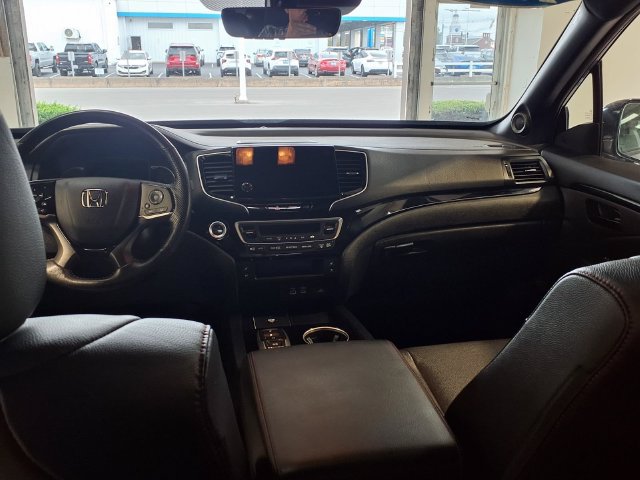 Used 2024 Honda Passport Black Edition image 20