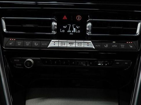 Used 2025 BMW 840i xDrive Coupe image 38