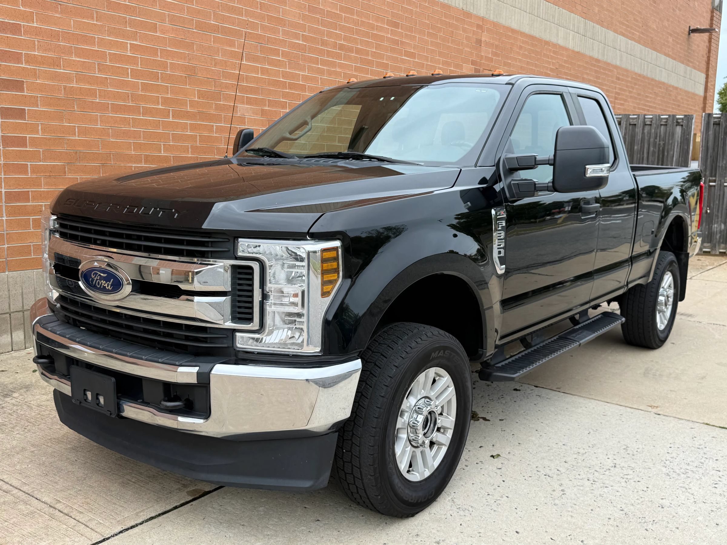 Used 2018 Ford F350 XL AWD/4WD image 3