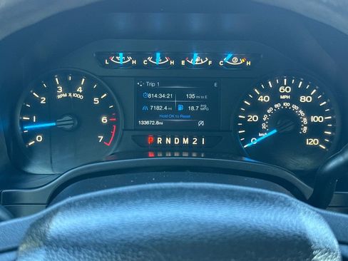 Used 2017 Ford F150 XL w/ Equipment Group 101A Mid image 16