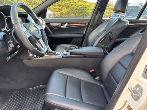 Used 2012 Mercedes-Benz C 300 4MATIC Sedan image 9