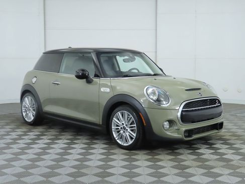 Used 2019 MINI Cooper S w/ Signature Upholstery Package image 3