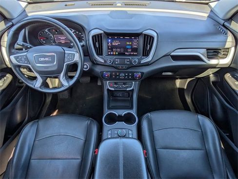 Used 2023 GMC Terrain SLT image 16