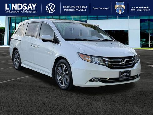 Used 2015 Honda Odyssey Touring image 1