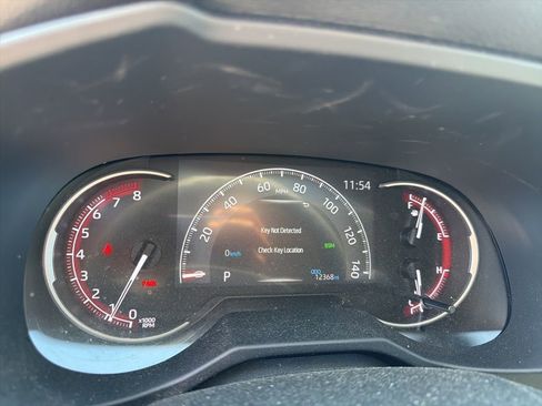 Used 2023 Toyota RAV4 XLE w/ Convenience Package image 10