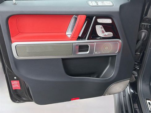 Used 2025 Mercedes-Benz G 550 image 21