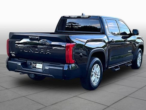 Used 2022 Toyota Tundra SR5 w/ SR5 Premium Package AWD/4WD image 13