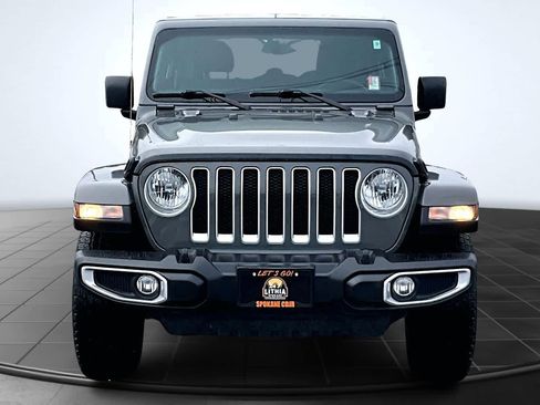 Used 2023 Jeep Wrangler Sahara image 6