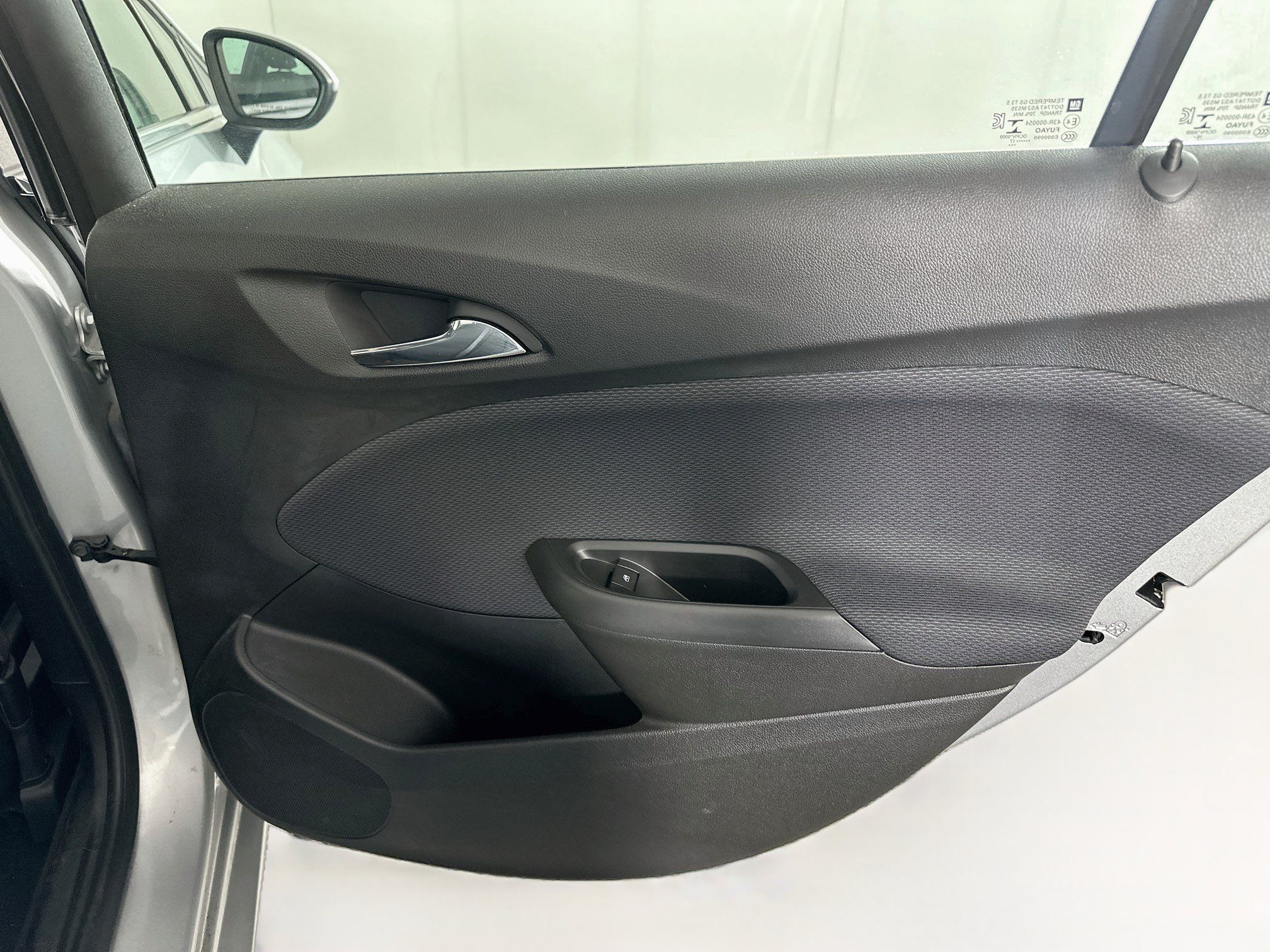 Used 2017 Chevrolet Cruze LT FWD image 27