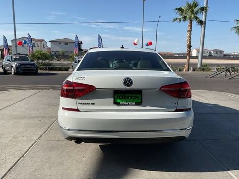 Used 2016 Volkswagen Passat 1.8T SE FWD image 6