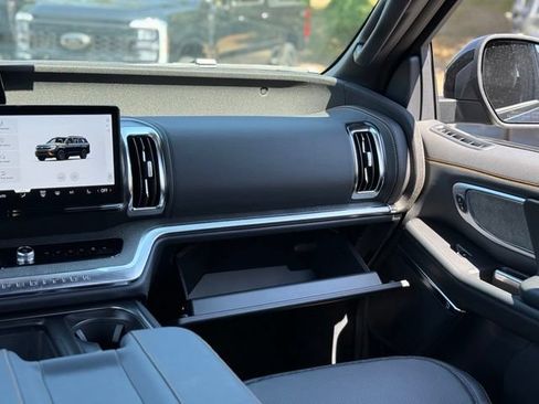 New 2027 Ford Expedition Tremor AWD/4WD image 32