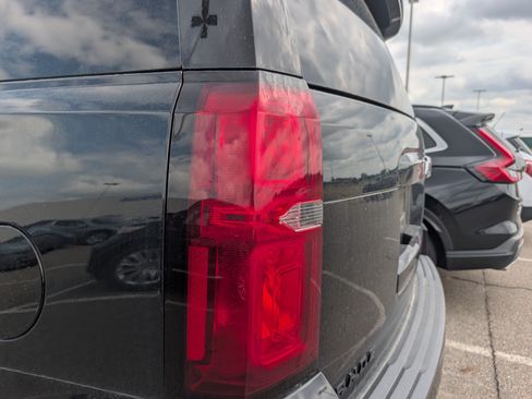Used 2020 Chevrolet Tahoe Premier AWD/4WD image 4