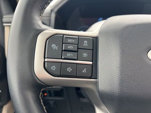 Certified 2023 Ford Expedition Limited image 11