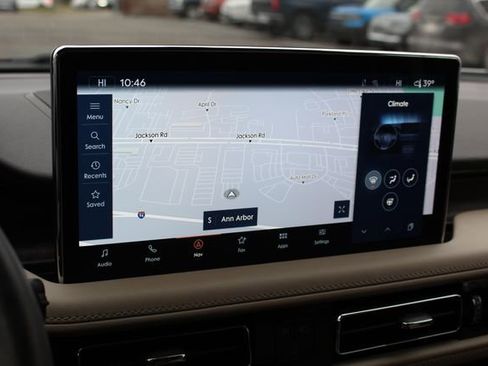 Used 2023 Lincoln Nautilus Reserve image 23