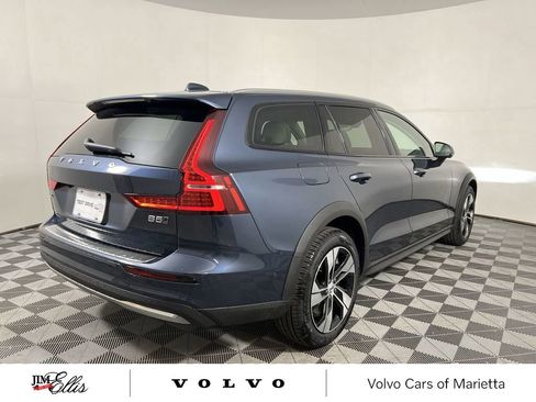 New 2026 Volvo V60 B5 Cross Country Plus w/ Protection Package Premier image 8