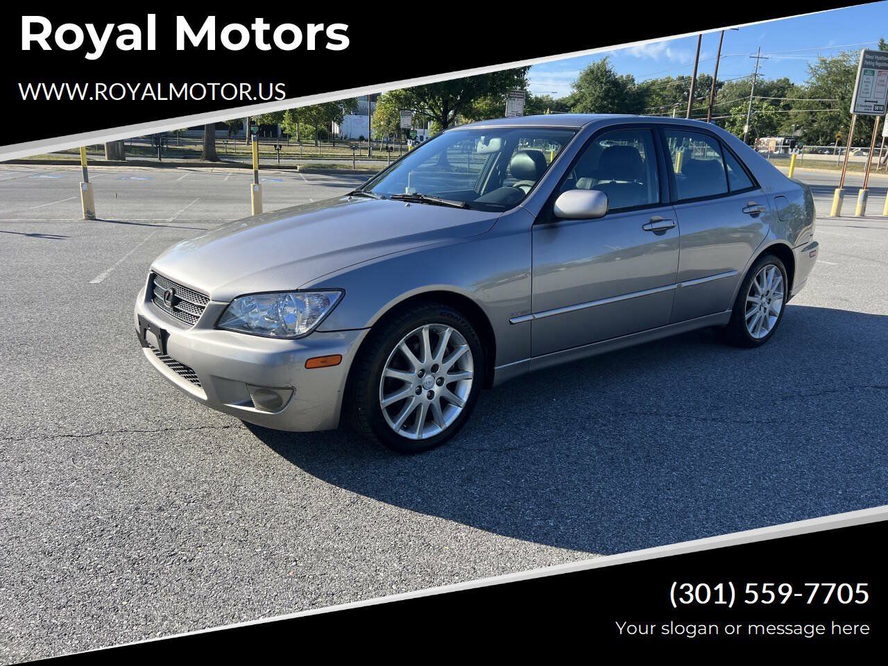 Used 2003 Lexus IS 300 RWD image 1