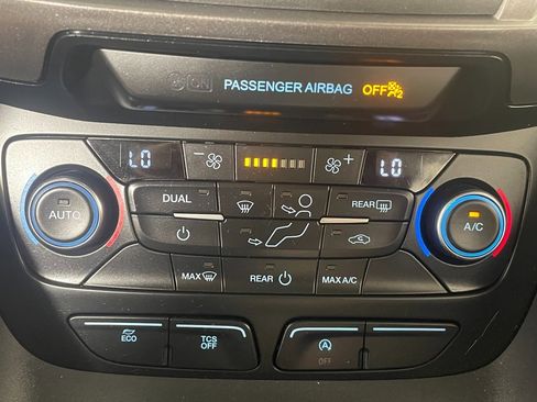 Used 2022 Ford Transit Connect XL image 20