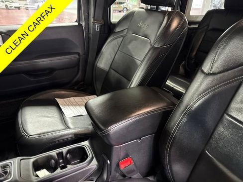 Used 2019 Jeep Wrangler Unlimited Sahara w/ Quick Order Package 24M Moab AWD/4WD image 21