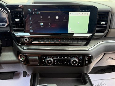 Used 2023 Chevrolet Silverado 1500 ZR2 image 21