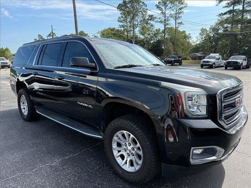 Used 2019 GMC Yukon XL SLT AWD/4WD image 25