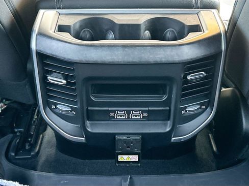 Used 2022 RAM 1500 Big Horn AWD/4WD image 18