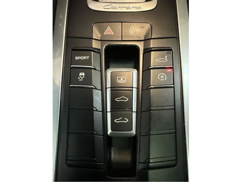 Used 2015 Porsche 911 Carrera image 21