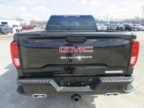New 2026 GMC Sierra 1500 Elevation image 6
