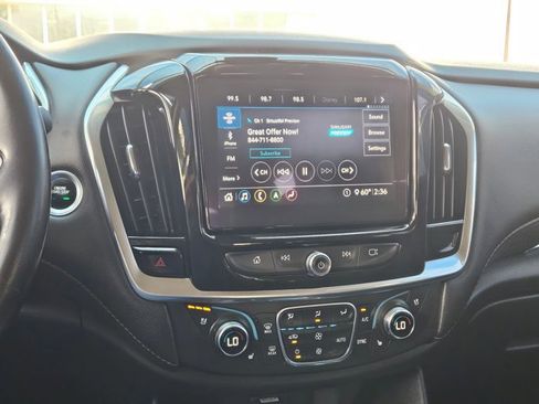 Used 2020 Chevrolet Traverse Premier image 14