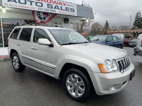 Used 2009 Jeep Grand Cherokee Overland image 3