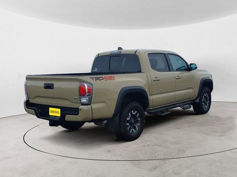 Used 2020 Toyota Tacoma TRD Off-Road w/ Technology Package image 5