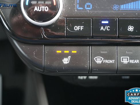Used 2023 Hyundai Elantra SEL w/ Convenience Package FWD image 32