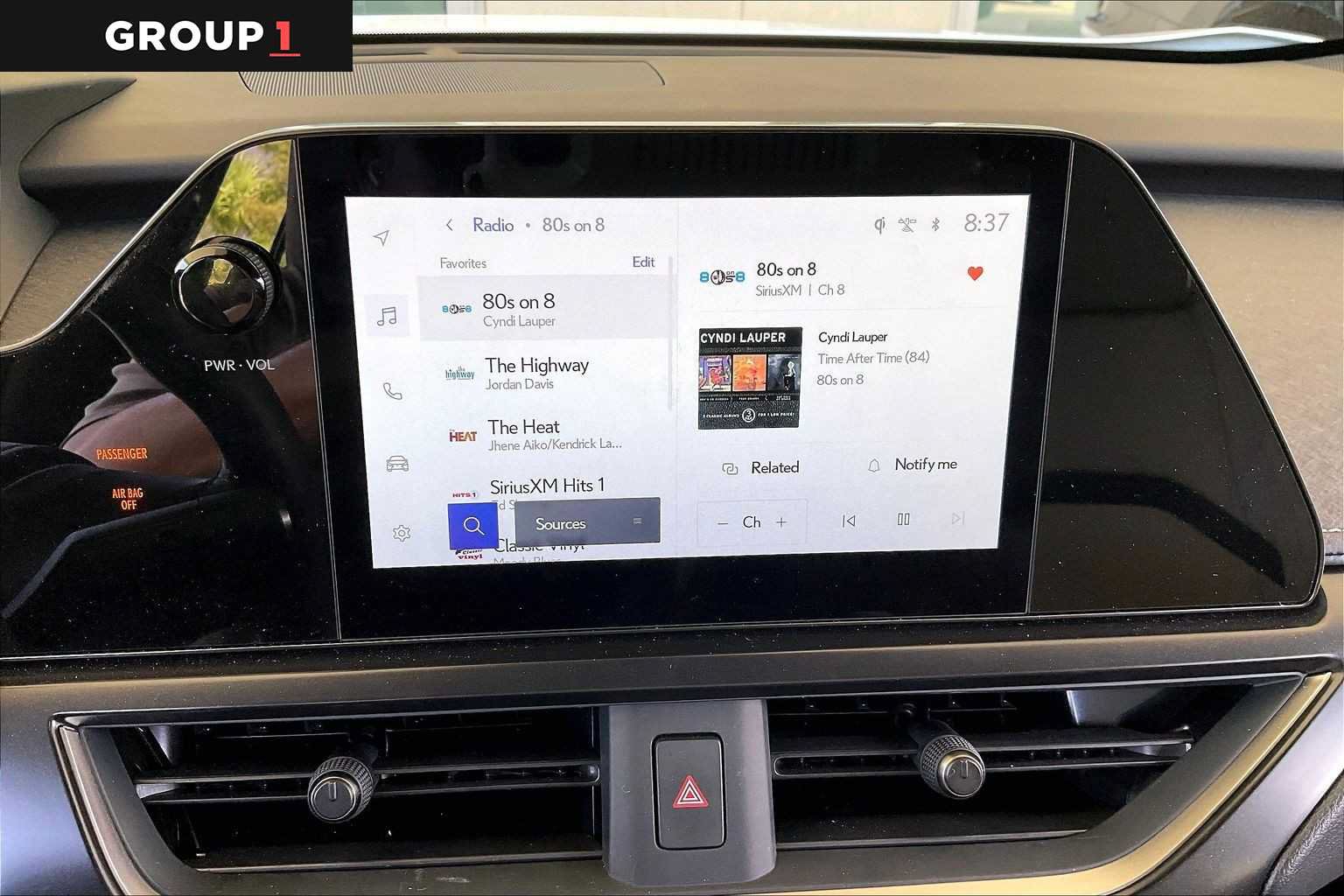 Certified 2026 Lexus UX 300h FWD image 30