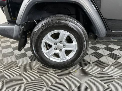 Used 2018 Jeep Wrangler Unlimited Sport S image 5