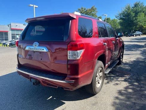 Used 2011 Toyota 4Runner SR5 w/ Premium Pkg w/Leather AWD/4WD image 4