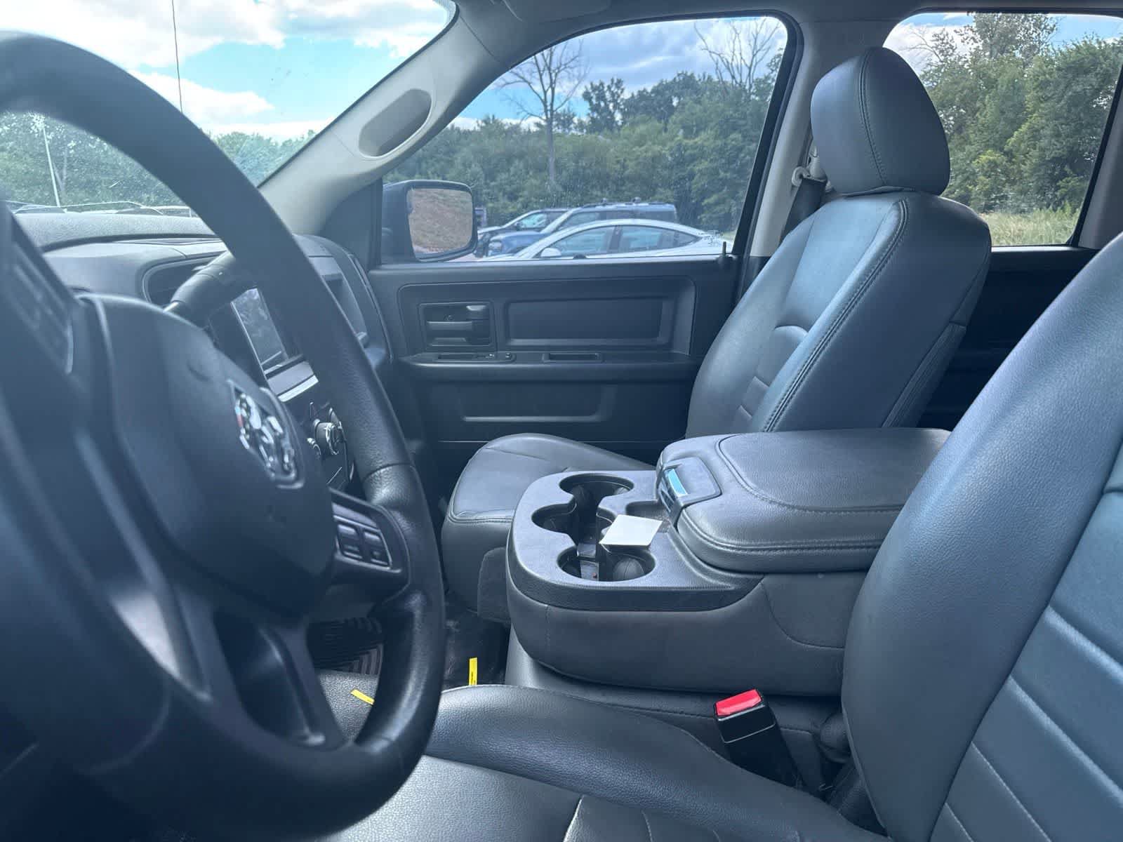 Used 2014 RAM 1500 Tradesman AWD/4WD image 30