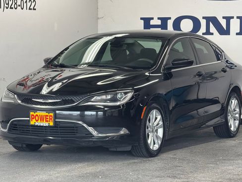 Used 2016 Chrysler 200 Limited FWD image 7