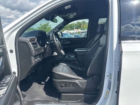 Used 2024 Chevrolet Tahoe Premier RWD image 12