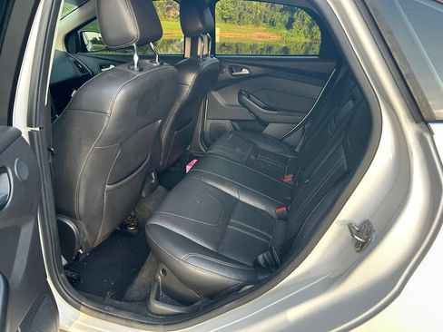 Used 2012 Ford Focus Titanium FWD image 14