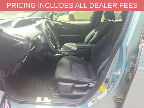Used 2017 Toyota Prius Two FWD image 9
