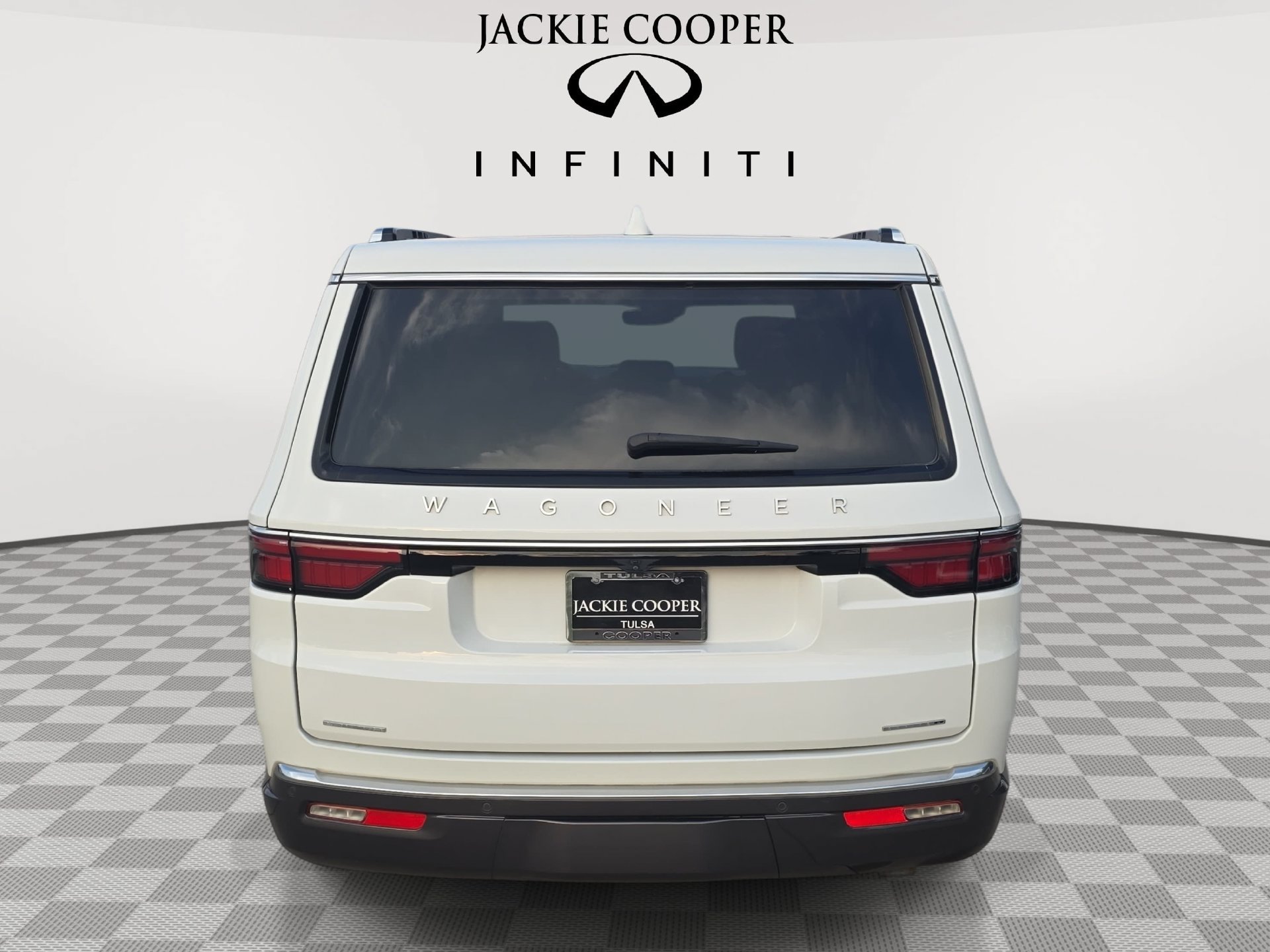 Used 2022 Jeep Wagoneer Series II AWD/4WD image 6