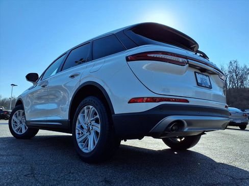 Used 2023 Lincoln Corsair Standard image 35