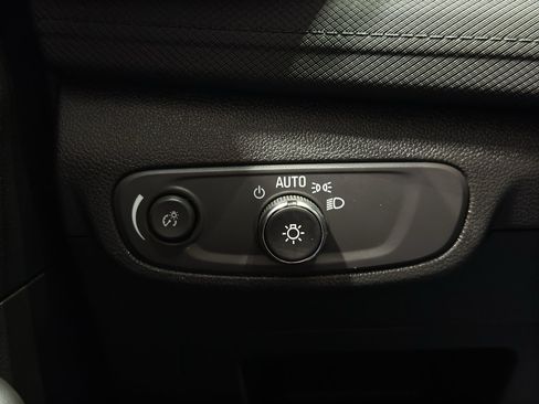 Used 2024 Chevrolet TrailBlazer LT w/ LT Cold Weather Package image 30