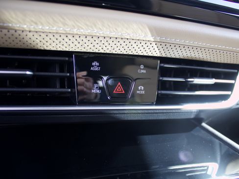New 2026 Volkswagen Atlas Cross Sport SE AWD/4WD image 22
