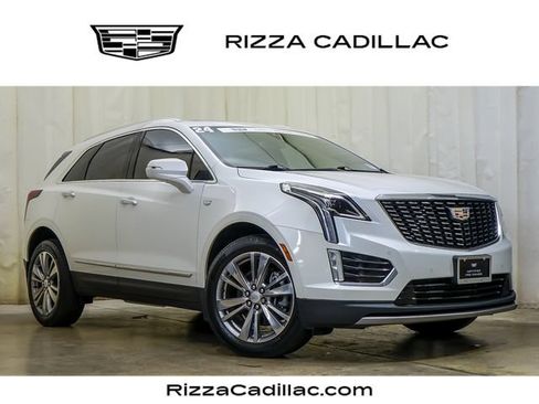 Certified 2024 Cadillac XT5 Premium Luxury w/ LPO, Floor Liner Package AWD/4WD image 1